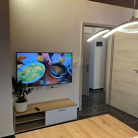 Luis Apartment Ruesselsheim D1 Hassloch  ภายนอก รูปภาพ
