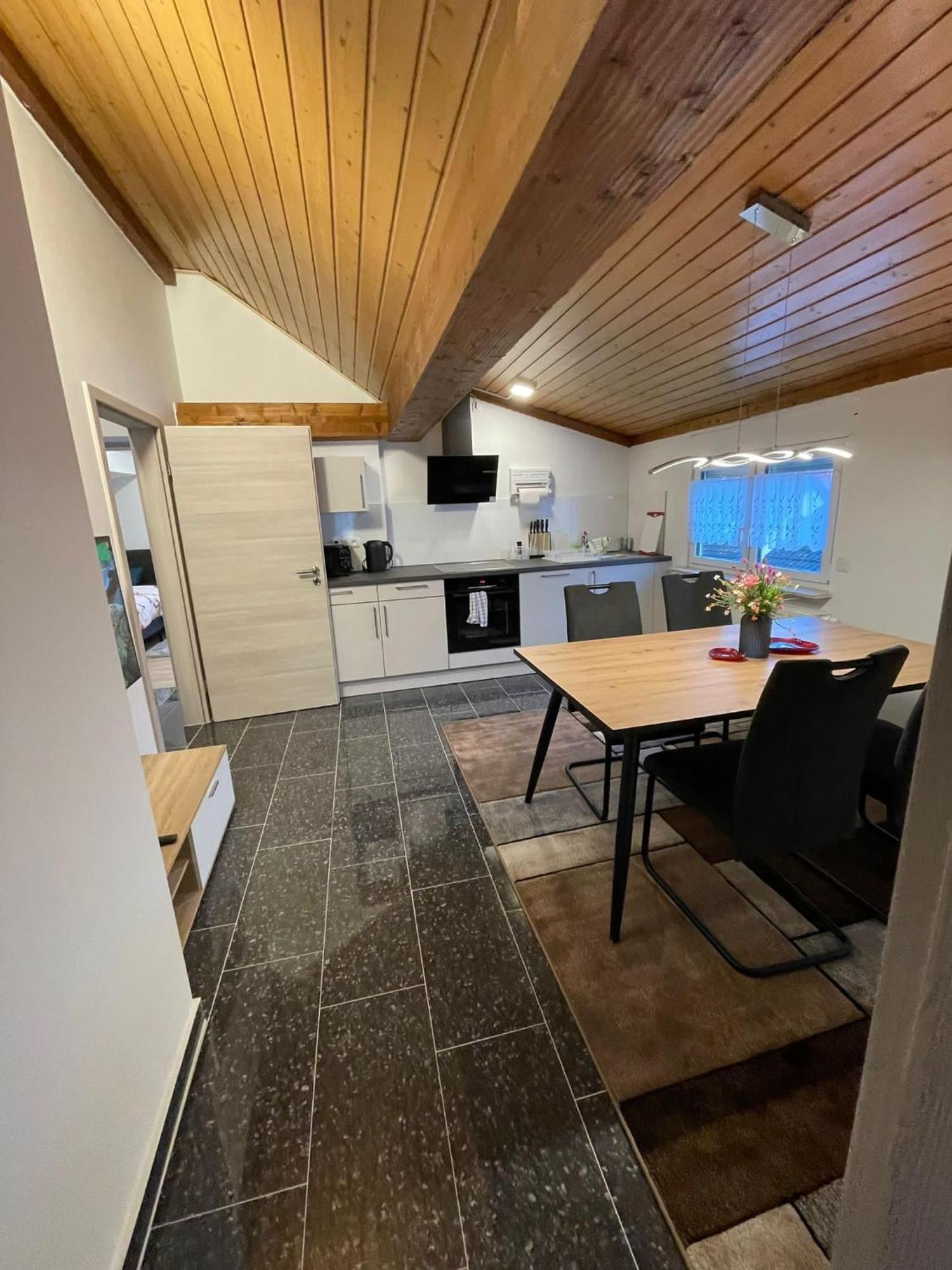 Luis Apartment Ruesselsheim D1 Hassloch  ภายนอก รูปภาพ