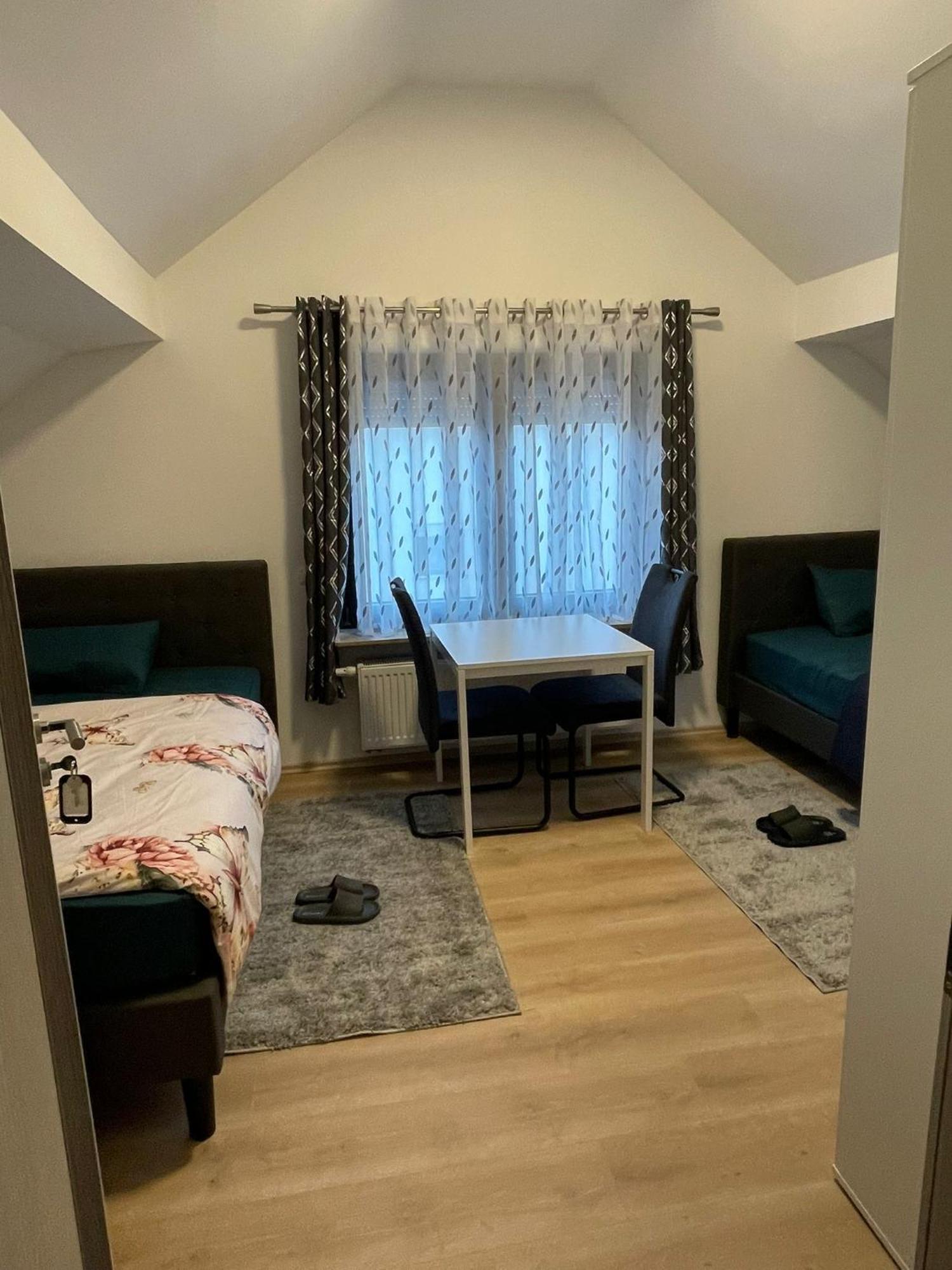 Luis Apartment Ruesselsheim D1 Hassloch  ภายนอก รูปภาพ